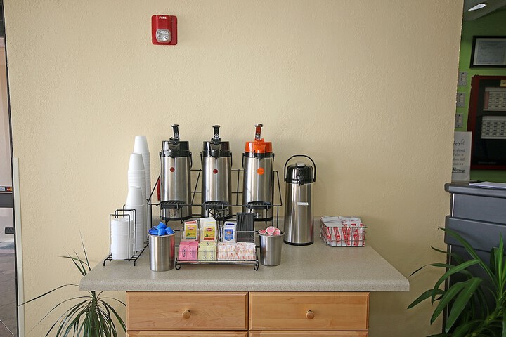 Breakfast/Coffee Service 21 of 24