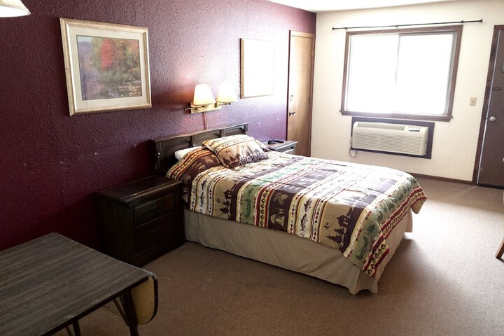 Room 19 of 30