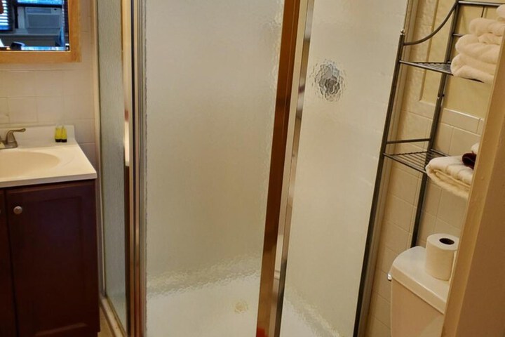 Room 17 of 29