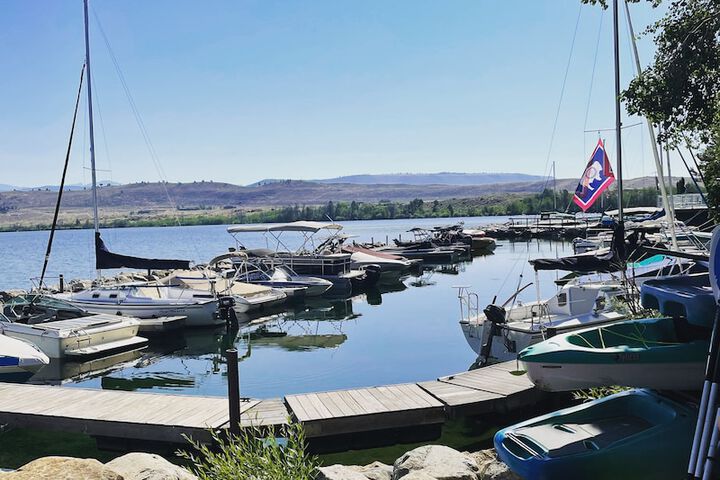 Lakeside Lodge Resort & Marina