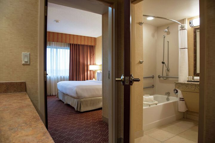 Room 21 of 104