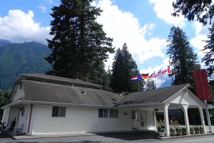 Skagit Motor Inn