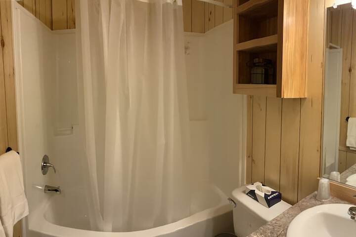 Room 153 of 259