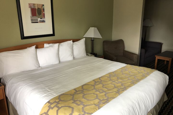 Room 18 of 32