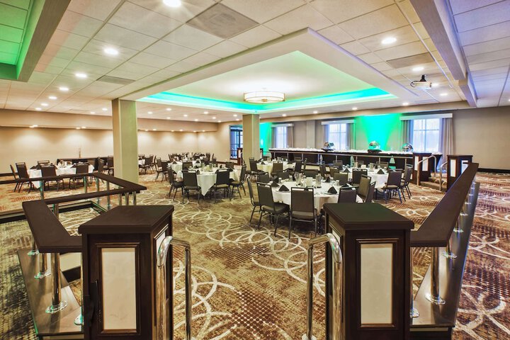 DoubleTree by Hilton Rapid City Downtown Convention Center