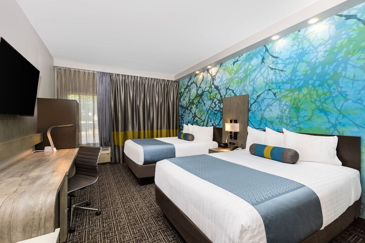 Room 11 of 22