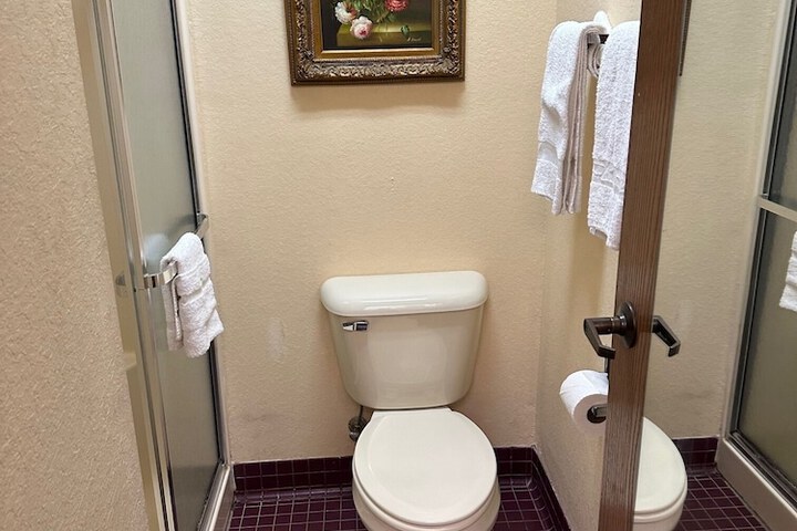 Room 11 of 22