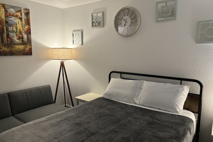 Room 124 of 158