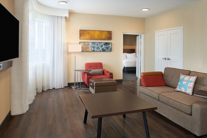 Room 20 of 33