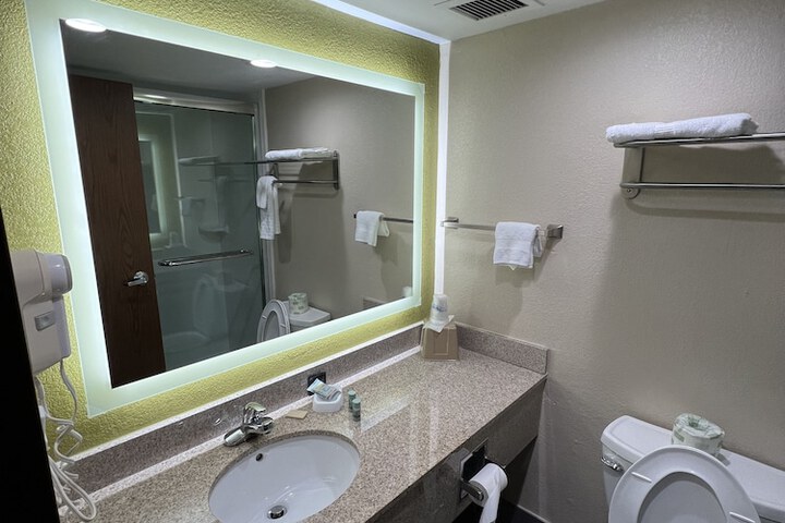 Best Western Adena Inn