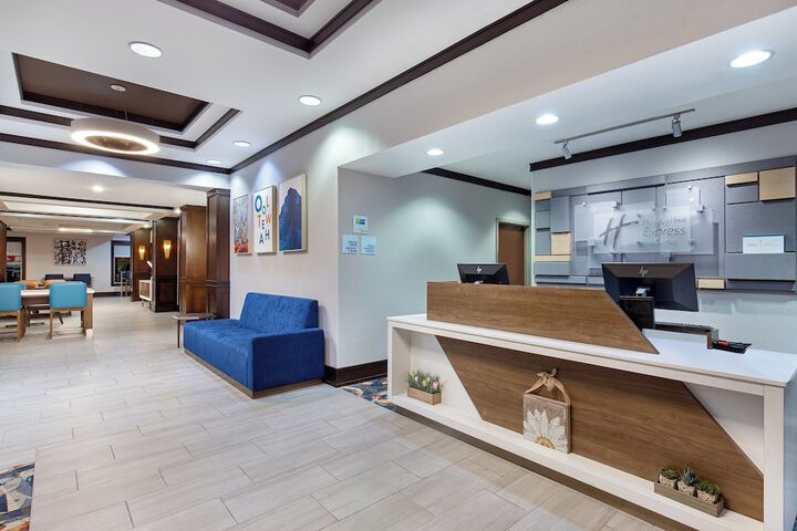 Hotel 7 of 60