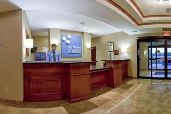 Hotel Interior 6 of 26