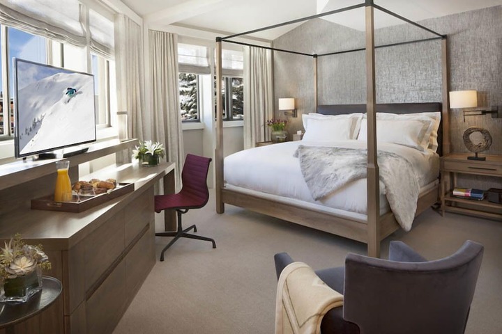 Room 34 of 70