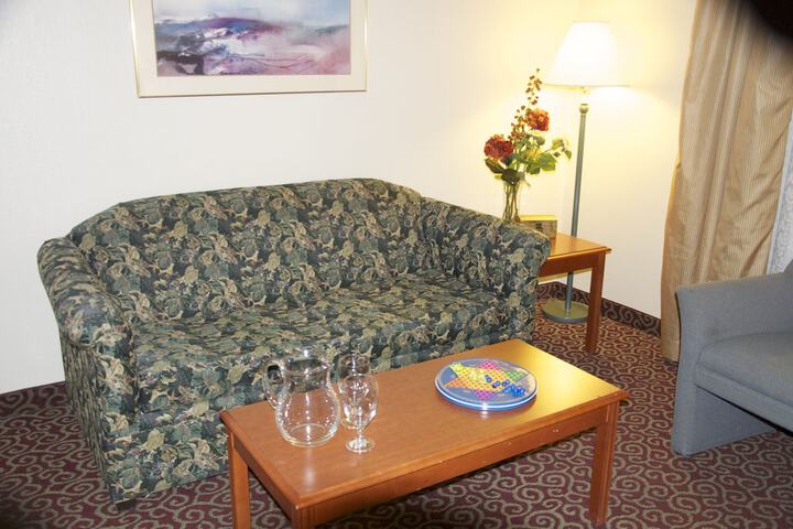 Room 21 of 33