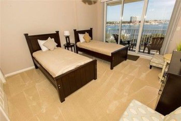 Waterview Towers Yacht Club by Holiday Isle