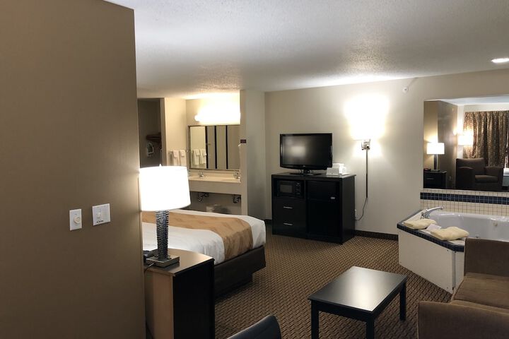 Room 13 of 25