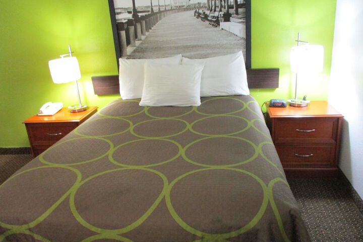 Room 36 of 48