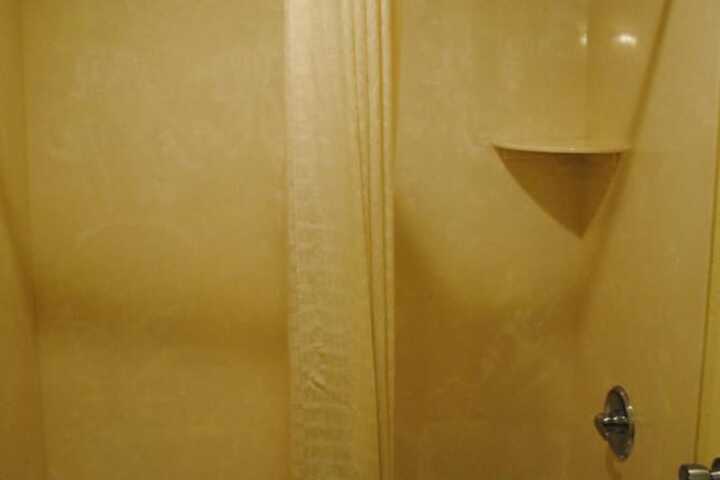 Room 12 of 39