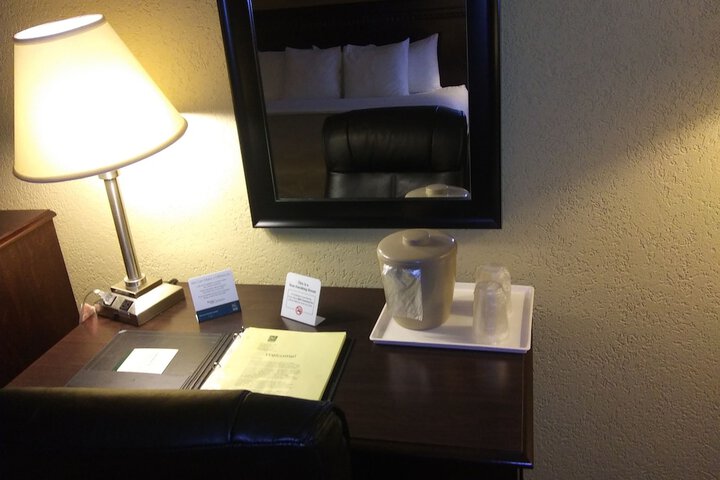 Room 48 of 89