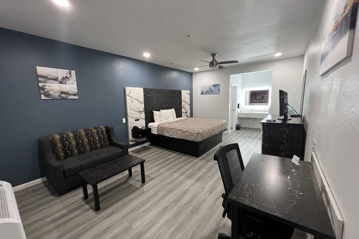 Room 44 of 52
