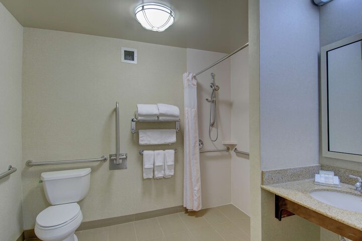 Room 44 of 65