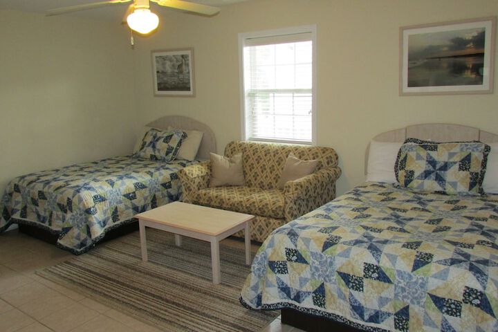 Room 9 of 21