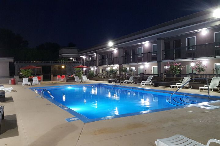 Pool 12 of 65