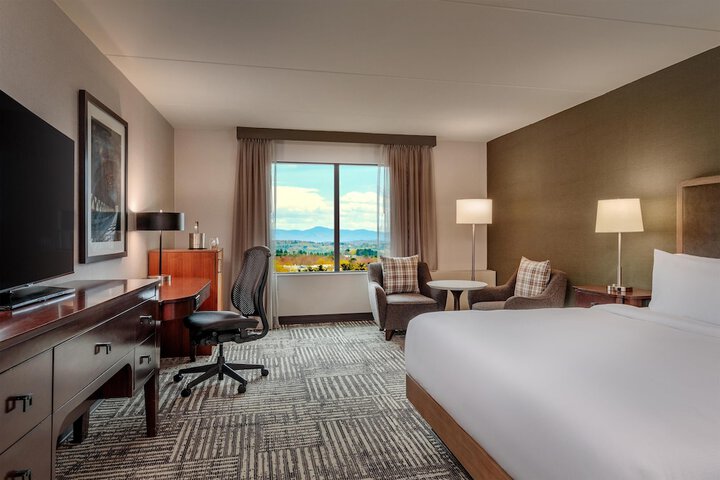 DoubleTree by Hilton Burlington Vermont
