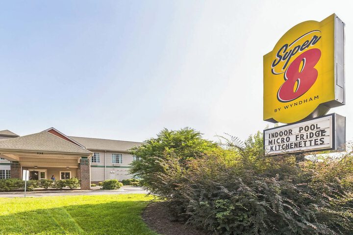 Hotel 5 of 71