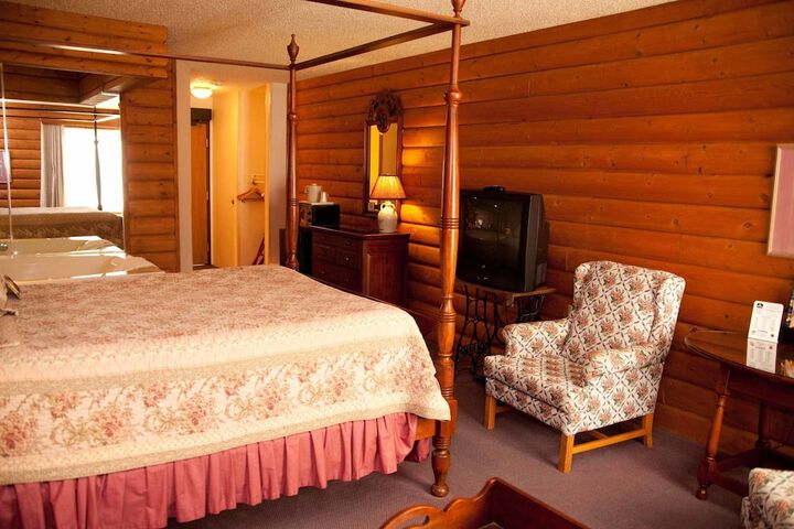 Room 16 of 30