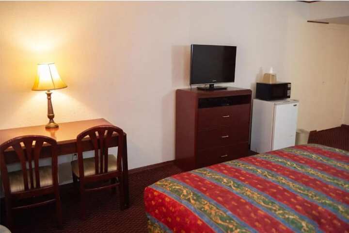 Room 13 of 15