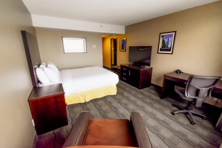 Room 25 of 52