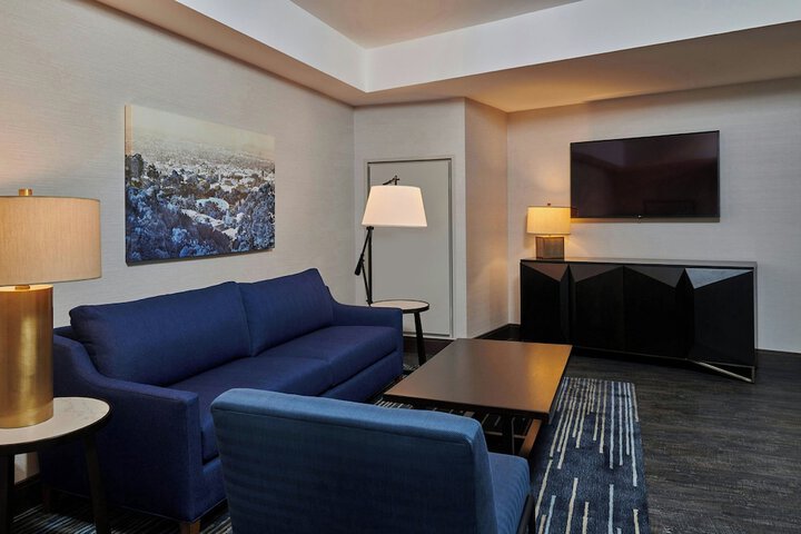 Room 47 of 74