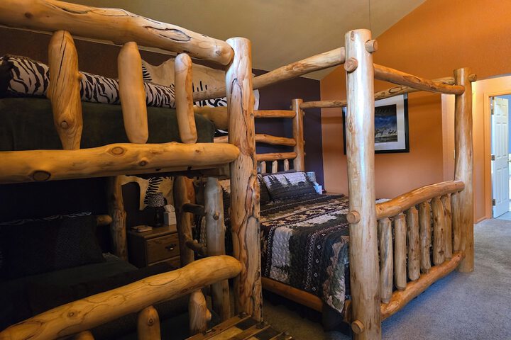 Buffalo Peaks B & B