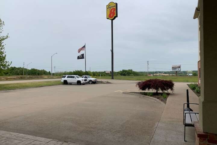 Super 8 by Wyndham Perryville