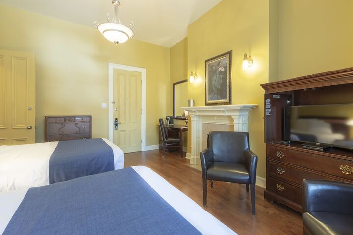 Room 8 of 42