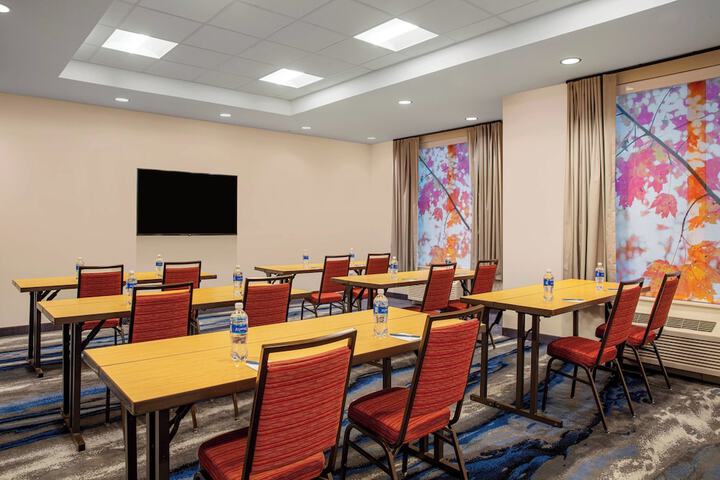 Fairfield Inn & Suites by Marriott Harrisburg West / Mechanicsburg