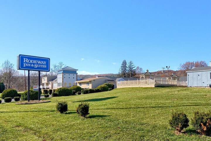 Hotel 3 of 49