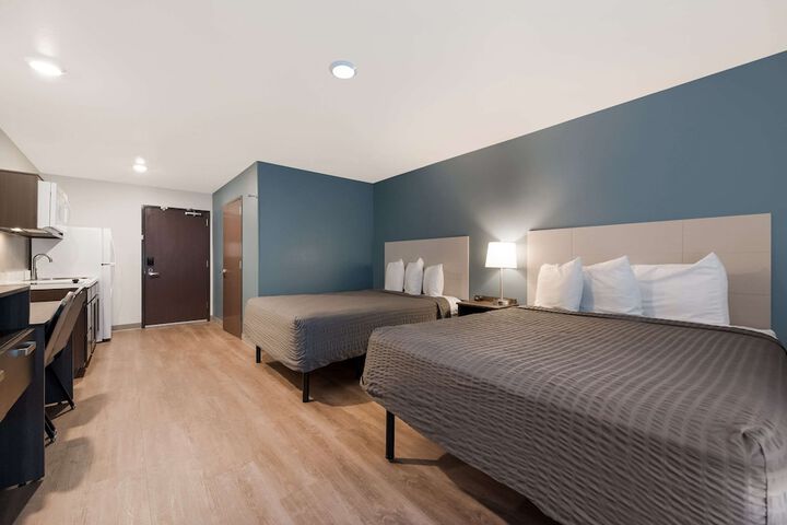 Room 16 of 24