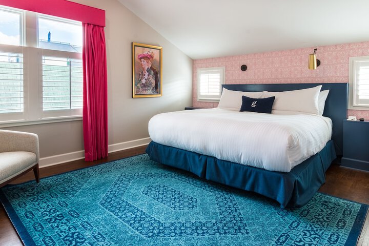 Room 93 of 166