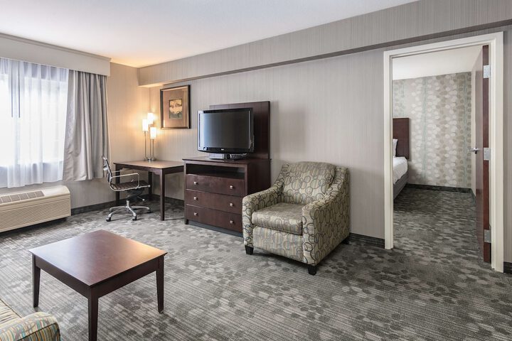Room 30 of 49
