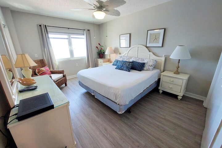 Room 18 of 24