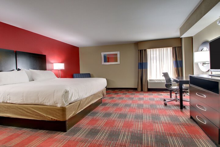 Holiday Inn Express & Suites Jackson Downtown - Coliseum by IHG