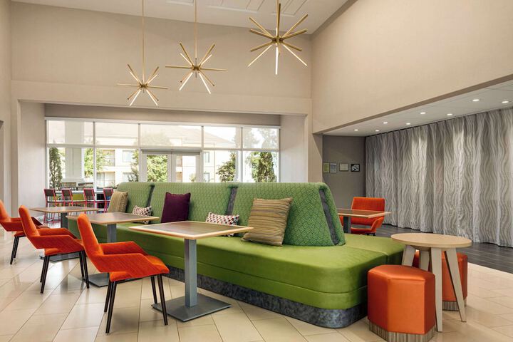 Hotel Interior 8 of 31