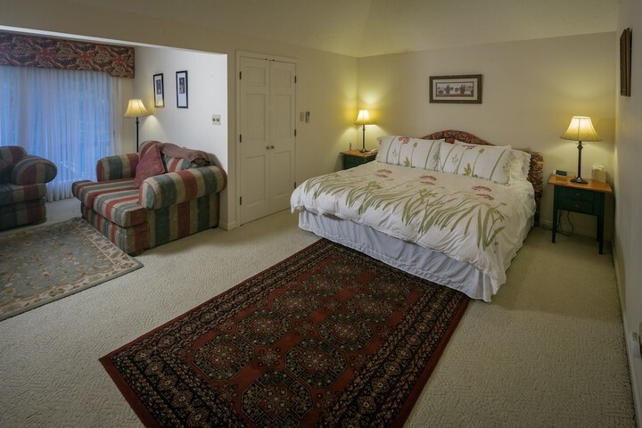 Room 57 of 95