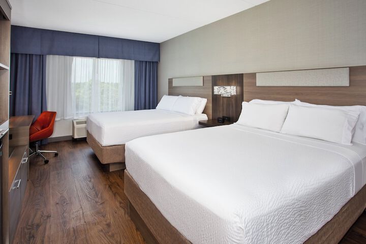 Holiday Inn Express & Suites Kingston Central by IHG