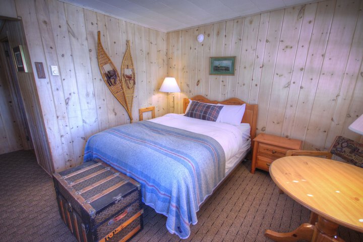 Room 172 of 229