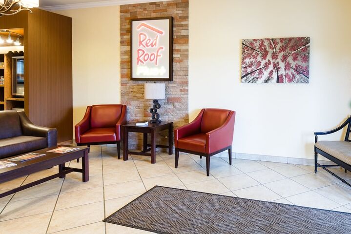 Hotel Interior 4 of 37