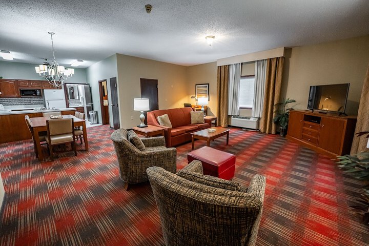 Christopher Inn and Suites