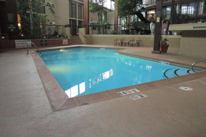 Radisson Hotel Lenexa Overland Park